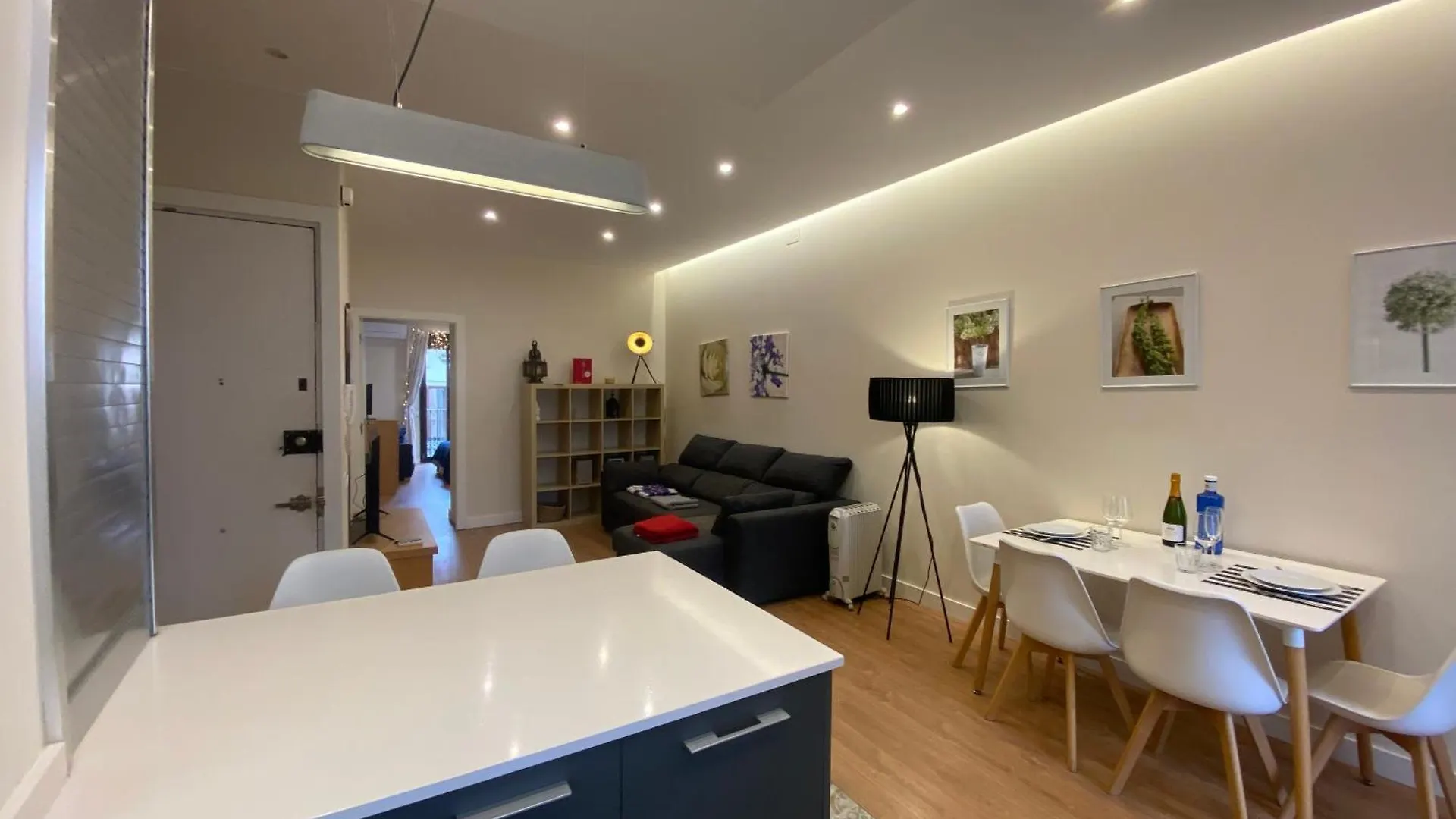 Spatious Luxe Apartment Paseo De Gracia Diagonal Barcelona 0*,  Spain